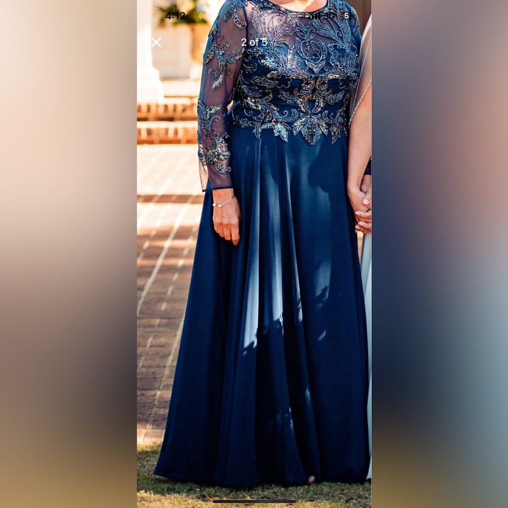 Elegant Navy Blue Gown with Embellished Sleeves
